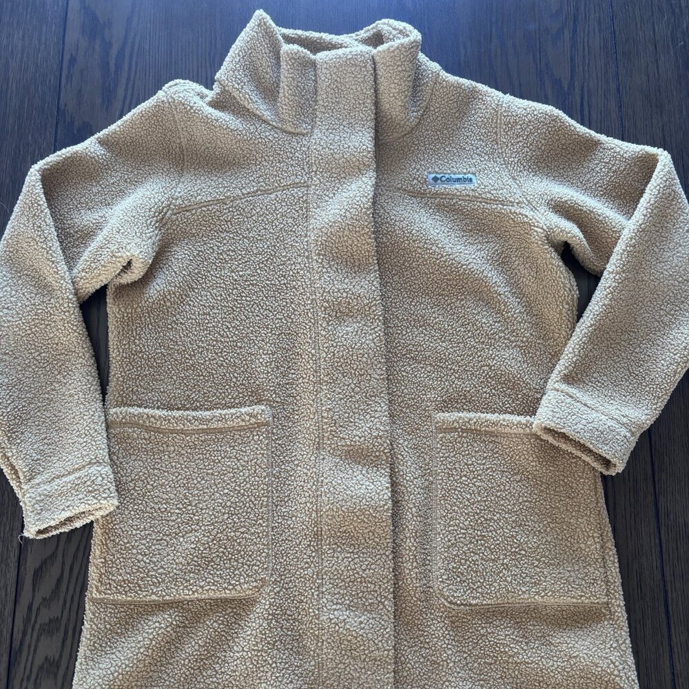 Columbia Women's Tan Fleece Jacket